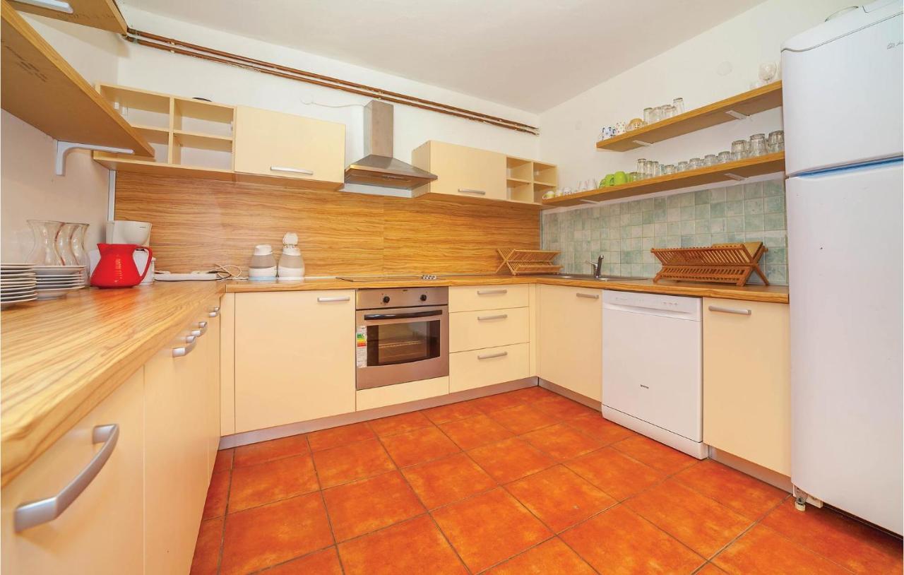 7 Bedroom Pet Friendly Home In Crni Kal Crni Kal  المظهر الخارجي الصورة