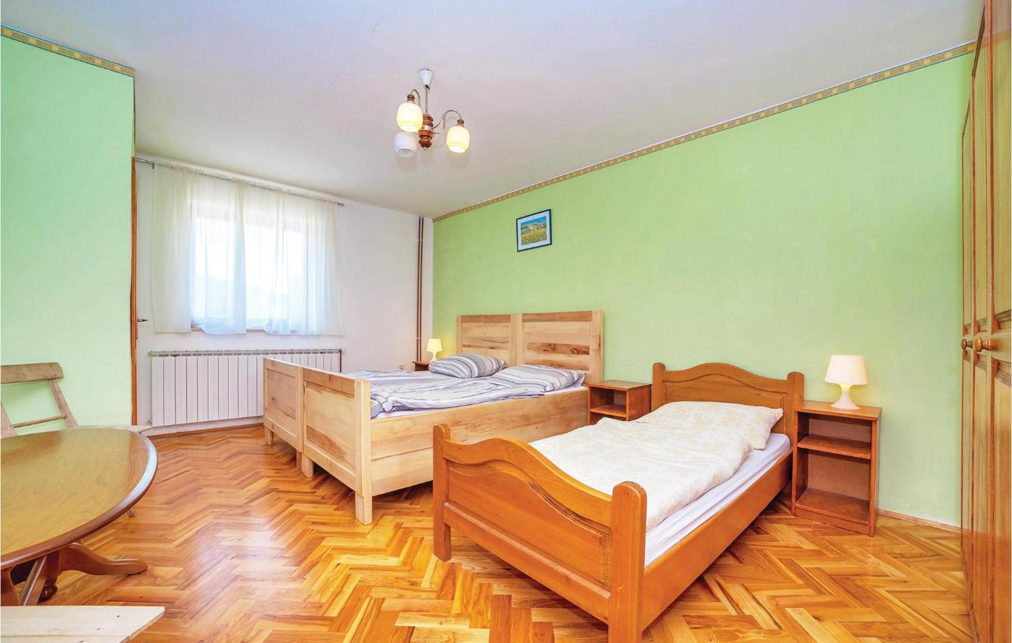 7 Bedroom Pet Friendly Home In Crni Kal Crni Kal  المظهر الخارجي الصورة