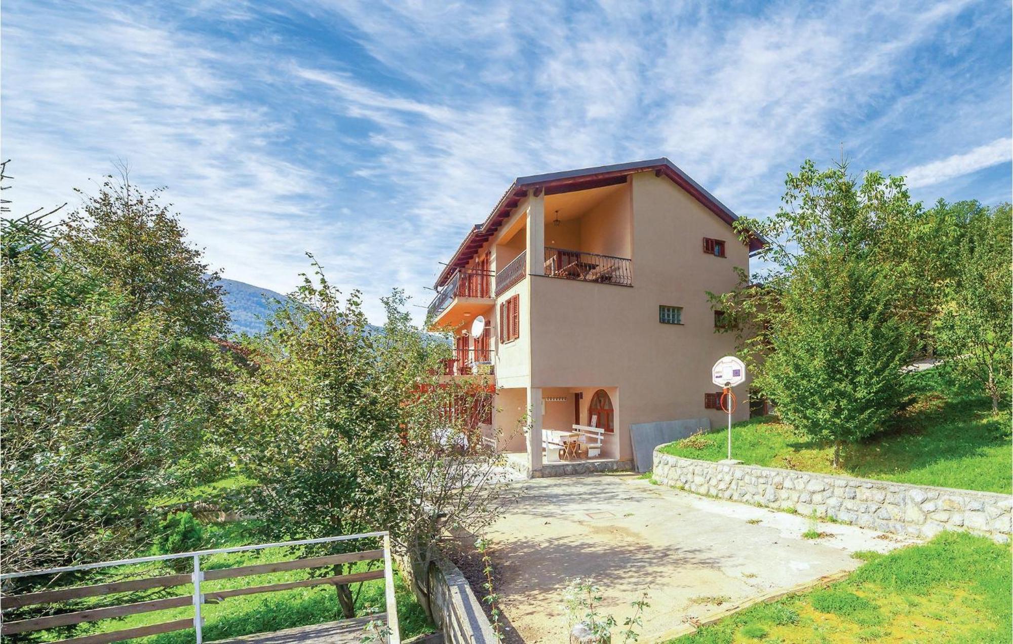 7 Bedroom Pet Friendly Home In Crni Kal Crni Kal  المظهر الخارجي الصورة
